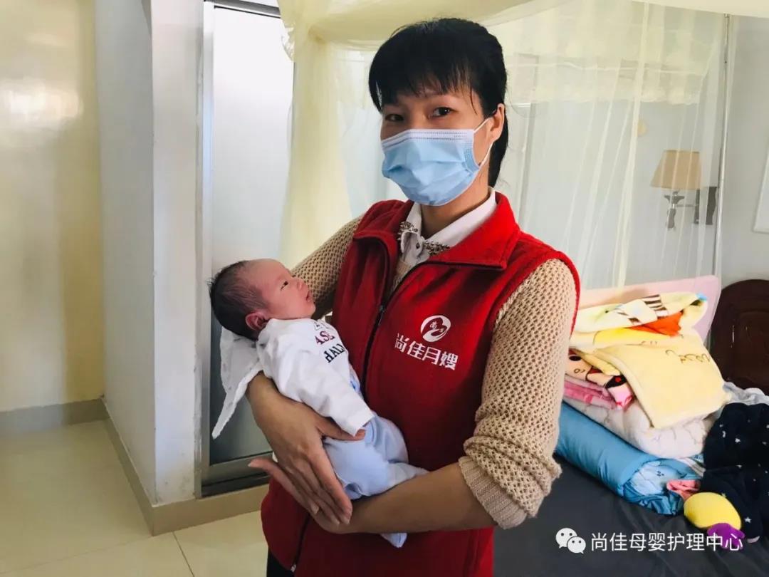 尚佳專(zhuān)業(yè)月嫂丨預(yù)防丨乳腺炎，怎么辦？
